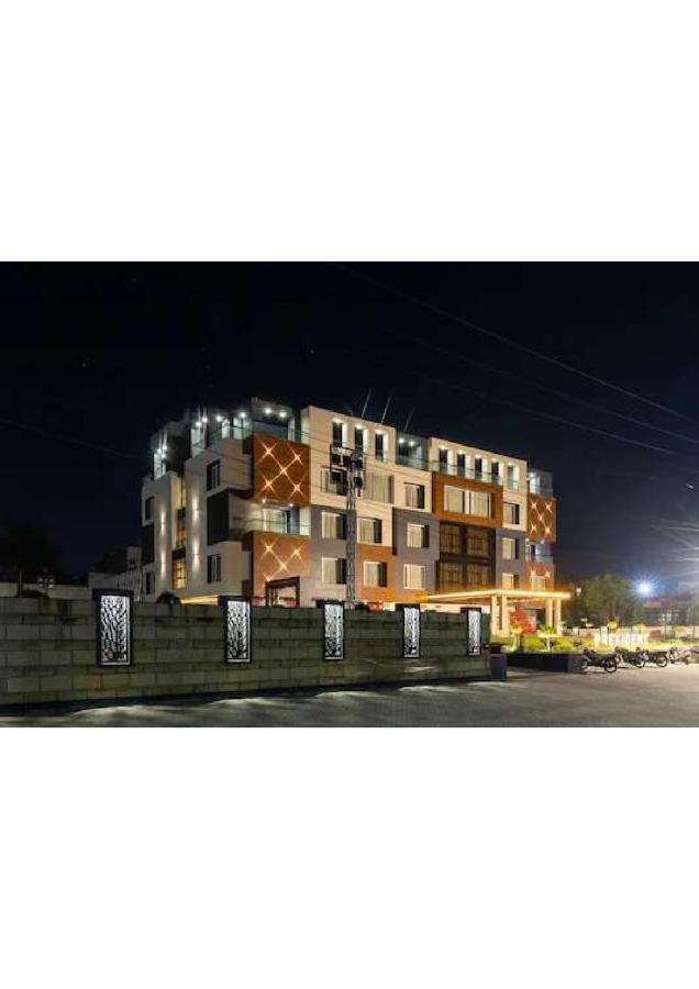 Hotel Shivay President Ujaim Exterior foto
